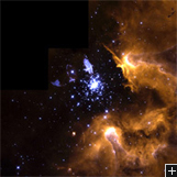 Un amas de jeunes étoiles géantes (en bleu) brille dans l’ultraviolet à 20.000 années lumière.Crédits : NASA & ESA 